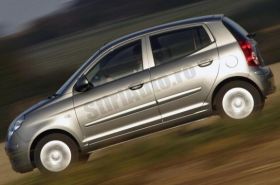 Kia Picanto 2008, o alternativa impotriva traficului aglomerat