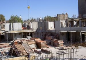 Bancile se implica tot mai mult in proiectele imobiliare