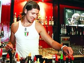 Bogdan Mara isi face discoteca in Sibiu