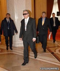 Vadim renunta la demisia din Parlament si-l ataca furibund pe Ambasadorul SUA