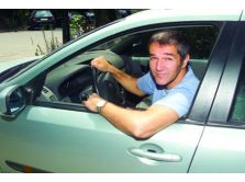 Dan Bittman isi trateaza chelia cu plante