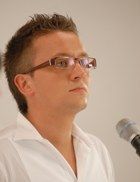 Delia a sarit la gatul lui Florin de la Hi-Q