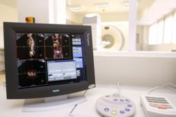 Supertomograful vine si in Romania