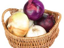 Ceapa, buna contra cancerului la stomac