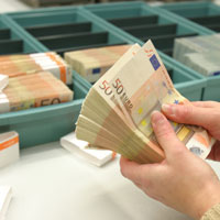 Romanii se vor putea imprumuta de la orice banca din Uniunea Europeana