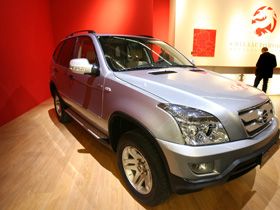 Automobile chinezesti, asemanatoare cu BMW X5 si Toyota RAV4, vor putea fi vandute in Europa