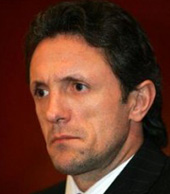 Gica Popescu are o aventura extraconjugala cu tanara Alina Matei