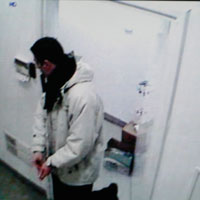 Catalin Robert Pascu, bancherul care a sarit de la etajul opt al unui bloc, si-a revenit