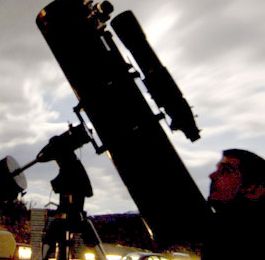 Un asteroid trece azi aproape de Pamant