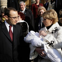 Basescu, ?nasul? lui Stolojan. Stolojan, ?nasul? lui Turcan