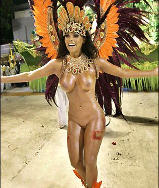 Viviane Castro, de la Carnavalul de la Rio pe prima pagina in Playboy