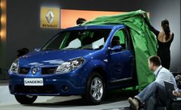 Renault Sandero, mai ieftin decat Loganul