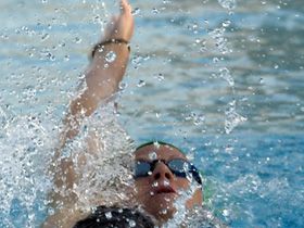 Record mondial in proba de 200 m spate stabilit de Kirsty Coventry