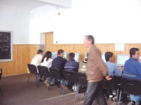 Elevii de peste 18 ani vor primi din nou alocatie