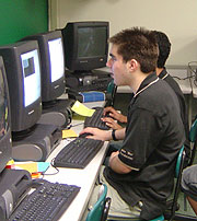 Romtelecom isi face reclama pe Yahoo! Messenger