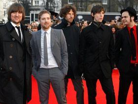 Kaiser Chiefs si Roisin Murphy - primele nume confirmate la B