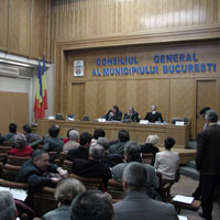 Consiliul General a dat unda verde afacerii cu parcarile subterane a primarului Videanu