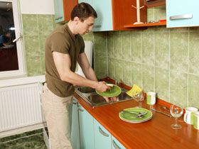 Barbatii care spala vasele au o viata sexuala mai buna