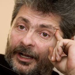 Realitatea Adult Time, televiziunea pentru adulti a lui Vantu