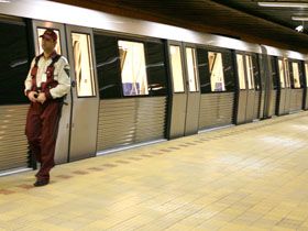 Bucuresti: Un barbat a murit dupa ce a fost lovit de metrou la Piata Universitatii