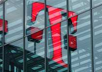 Forbes: Deutsche Telekom si statul elen au batut palma pentru controlul OTE