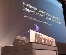 Steve Ballmer foloseste un MacBook Pro ?