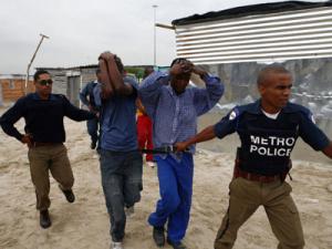 Violente xenofobe in Africa de Sud: 62 de morti si 670 de raniti