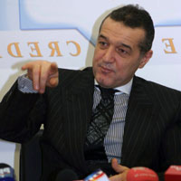 Gigi Becali a anuntat ca se retrage din politica