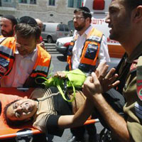 Atentat cu buldozerul. Un sofer palestinian a ucis patru oameni si a ranit 22 in Ierusalim