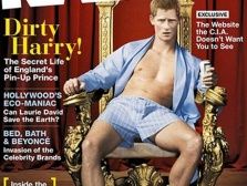 Printul Harry a pozat in lenjerie pe tronul britanic