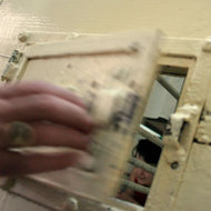 Un detinut de la Poarta Alba este dat in urmarire generala