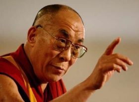 Dalai Lama vrea sa mute sediul NATO la Moscova si sediul UE in Polonia