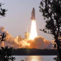 Naveta spatiala Endeavour, lansata cu succes