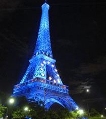 Turnul Eiffel, cu becurile stinse pentru protejarea mediului