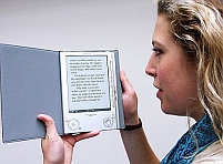 Joi va fi lansata pe piata cartea electronica in Marea Britanie