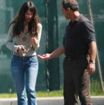 Mel Gibson isi inseala nevasta cu o frumoasa cantareata din Rusia