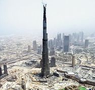 Burj Dubai a ajuns la 688 metri inaltime si numaratoarea continua