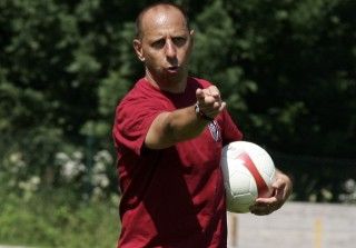 Noul antrenor al clujenilor, Maurizio Trombetta, blatist si suspendat in 2004