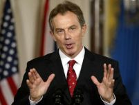 Bodyguardul lui Tony Blair si-a uitat pistolul in toaleta unei cafenele