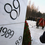 Doua familii, ale caror rude au fost ucise la revolutie vor primi despagubiri de la statul roman