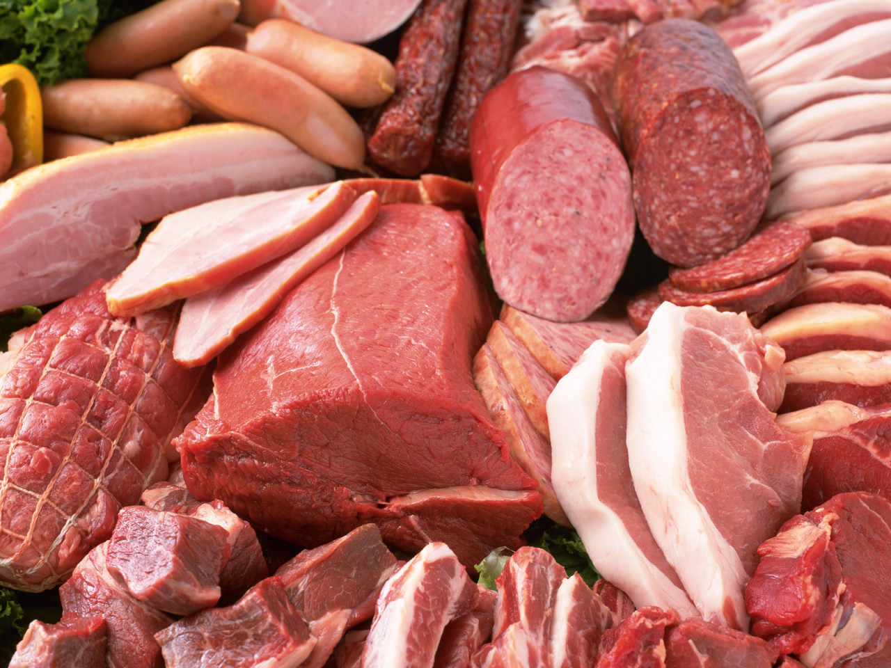 Fabrica mezeluri si preparate din carne