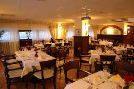 Bucatar, 1600 euro, Germania