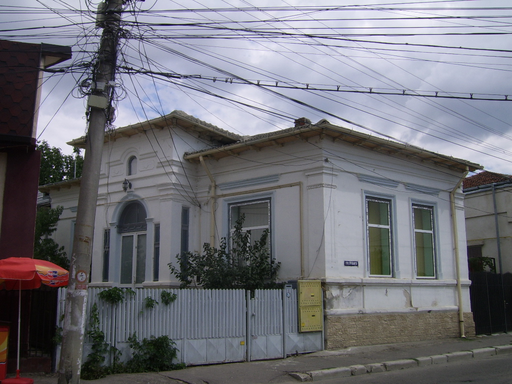 Ultracentral Buzau - casa pt. spatii birouri sau locuinta