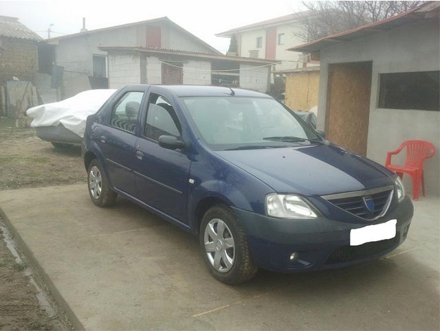 dezmembrez dacia logan 1.4 2007