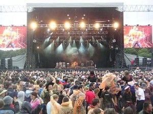 Byron, Paula Seling, Alexandru Andries, REM, The Verve si Amy Winehouse - la MTV