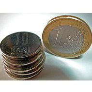 Leul s-a depreciat pana la un nou minim al ultimelor sase luni si jumatate, de 3,76 lei/euro, iar pe piata interbancara un euro se vinde cu 3,81 lei