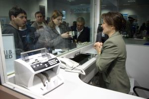 A inceput era neagra a imprumuturilor. Bancile au depus pe ultima suta de metri noile regulamente de creditare