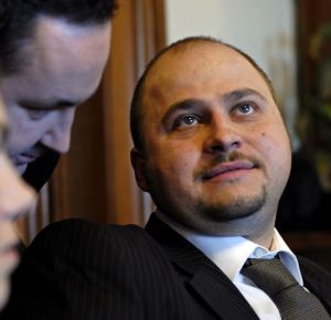 Castigurile secrete ale sefilor ANRE: circa 50.000 de euro lunar