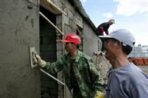 Guvernul da verde la importul de chinezi: Numarul de permise de munca pentru straini, suplimentate cu 50%