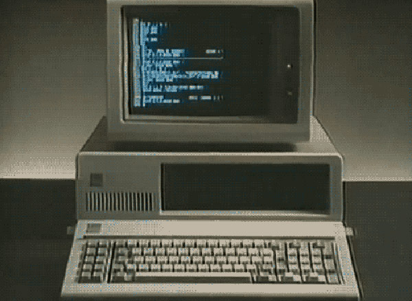 operator calculatoare
